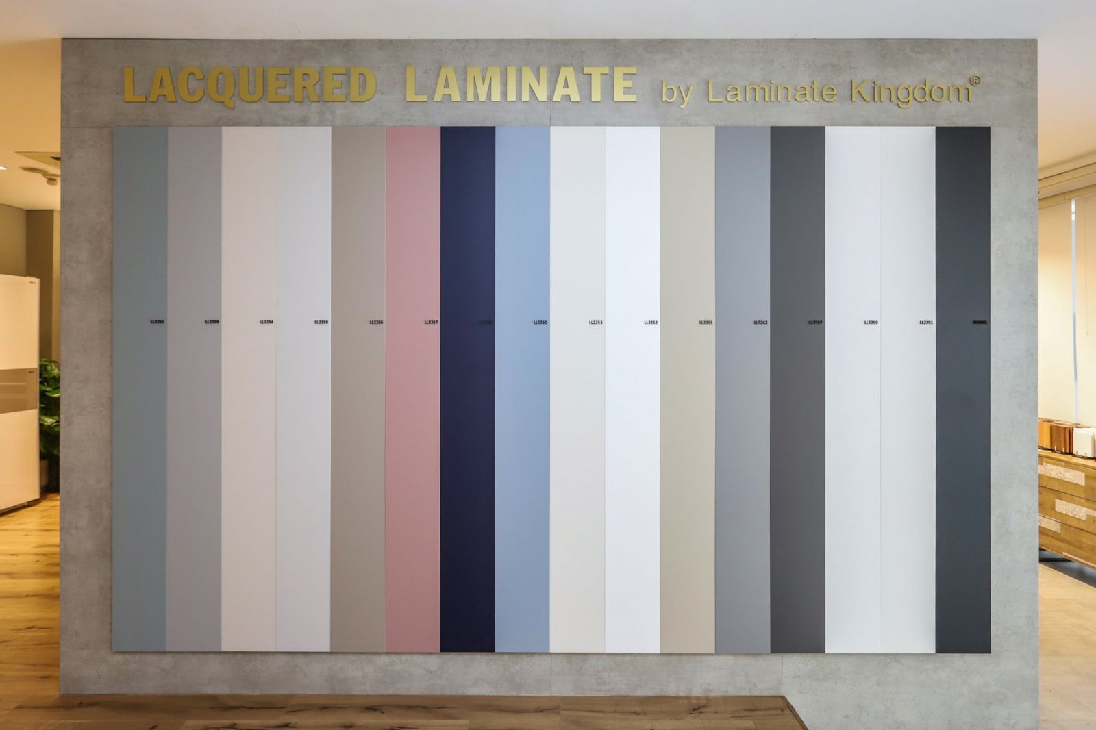 Vách ốp tường trrang trí Laminate Lacquered 